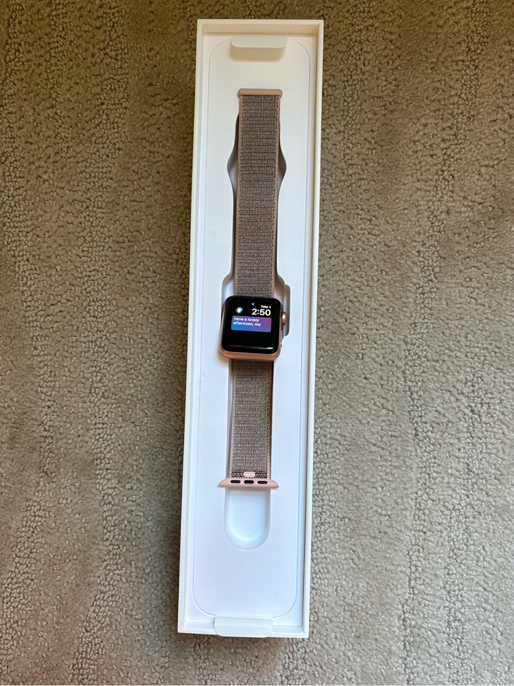 New Rose Gold Series 3 Apple Watch & Sports Band! - Picture 6 of 9